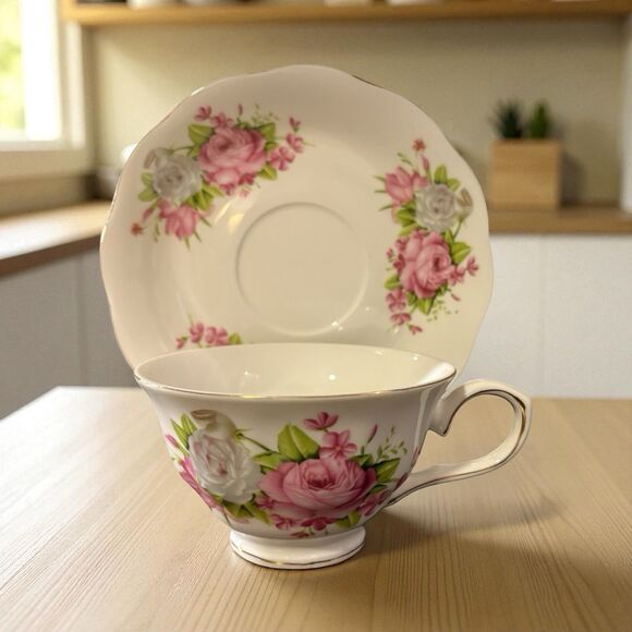 Grace's Teaware Pink Rose Floral Tea Cup & Saucer Gold Trim Tea Party Scalloped - Picture 1 of 8